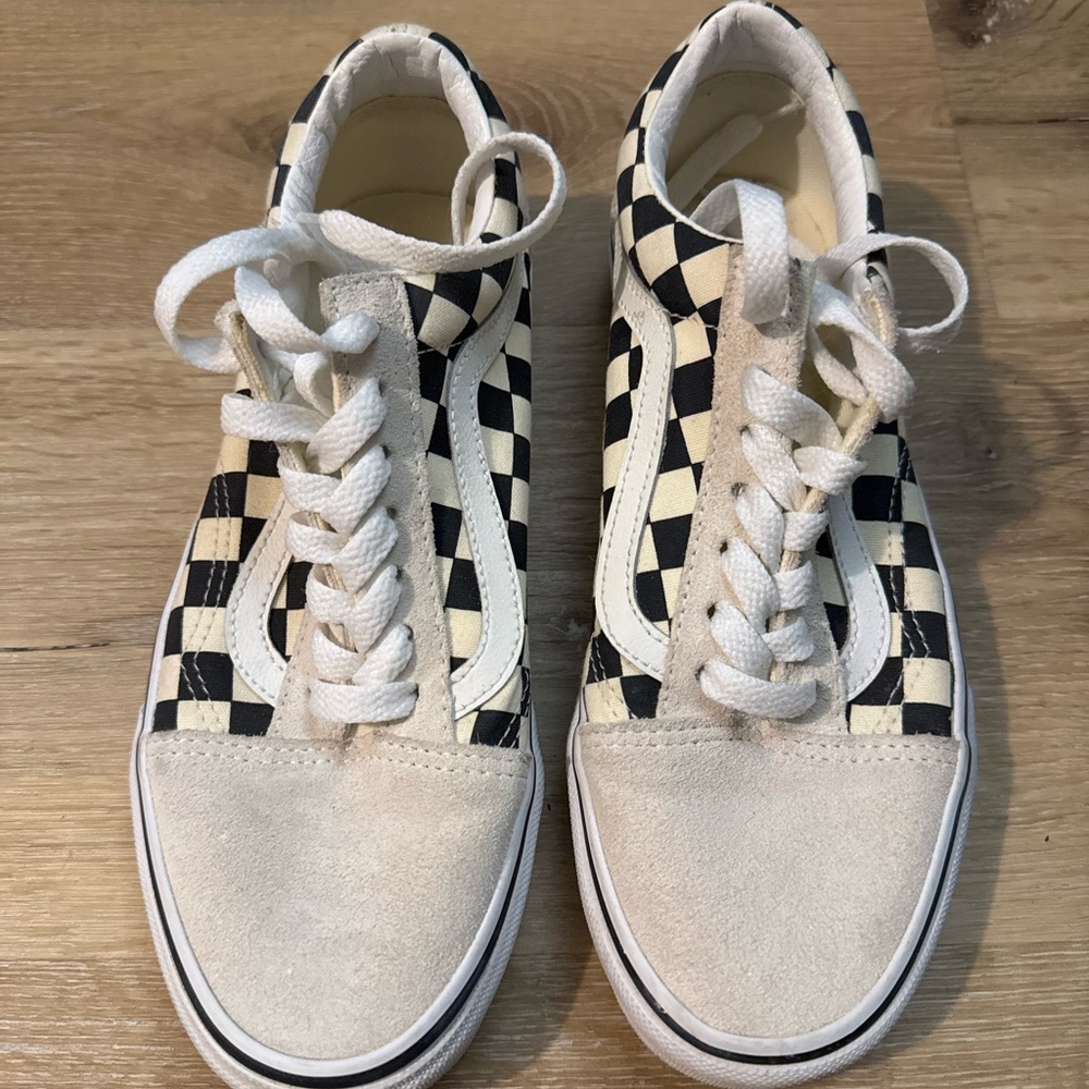 Vans Old Skool Women's Checkered Sneakers - Black and White
